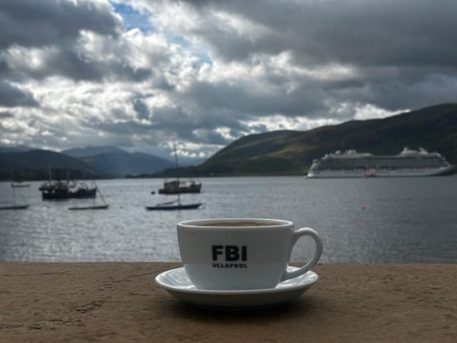 The Ferry Boat Inn Ullapool Eksteriør bilde