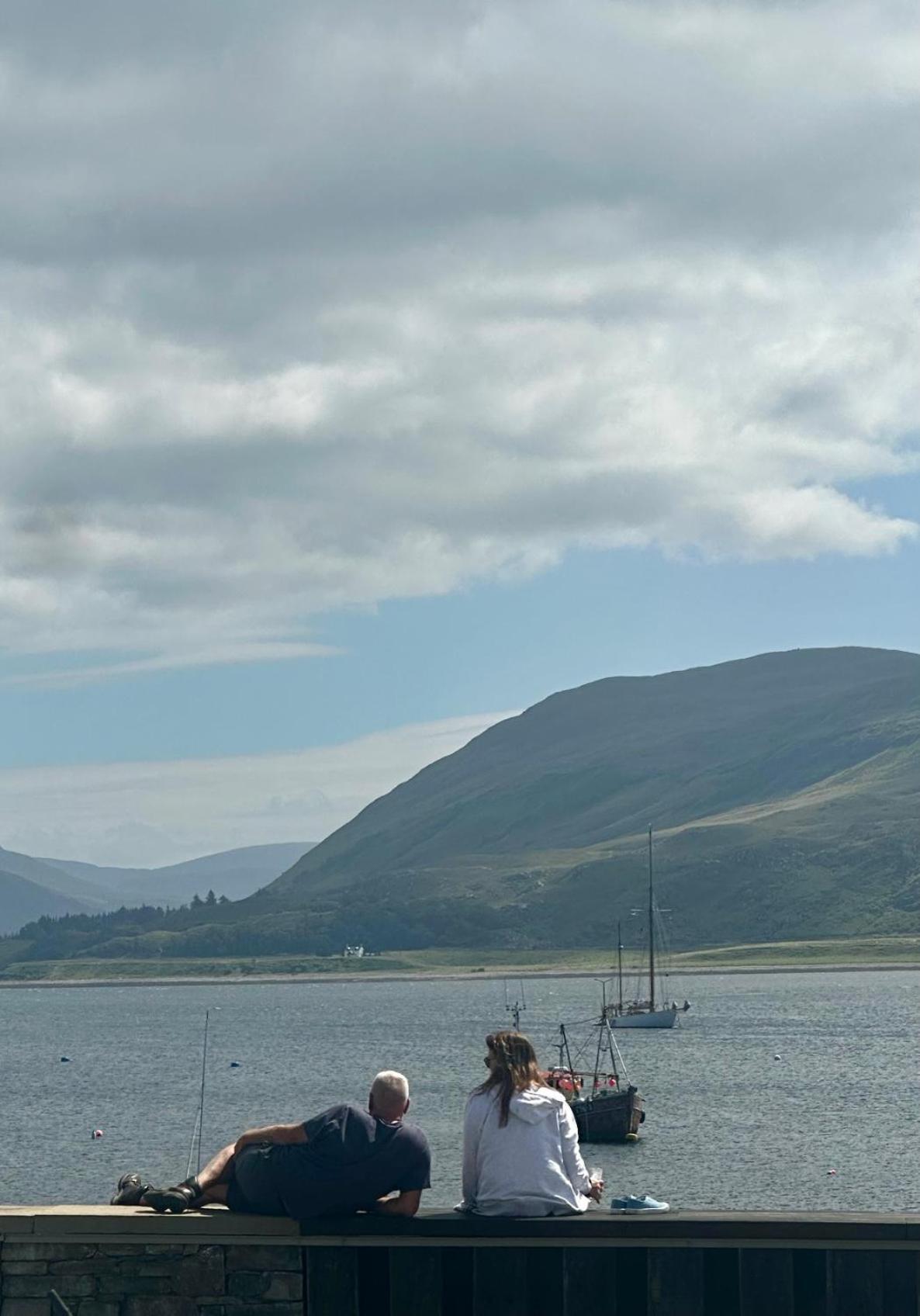 The Ferry Boat Inn Ullapool Eksteriør bilde