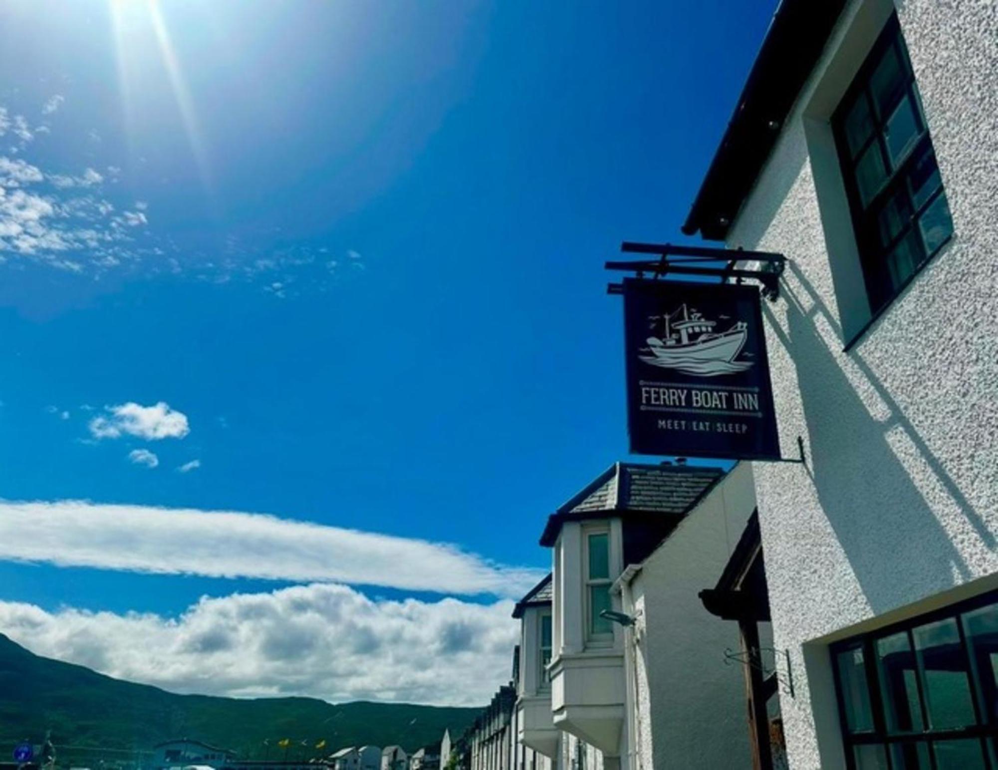 The Ferry Boat Inn Ullapool Eksteriør bilde